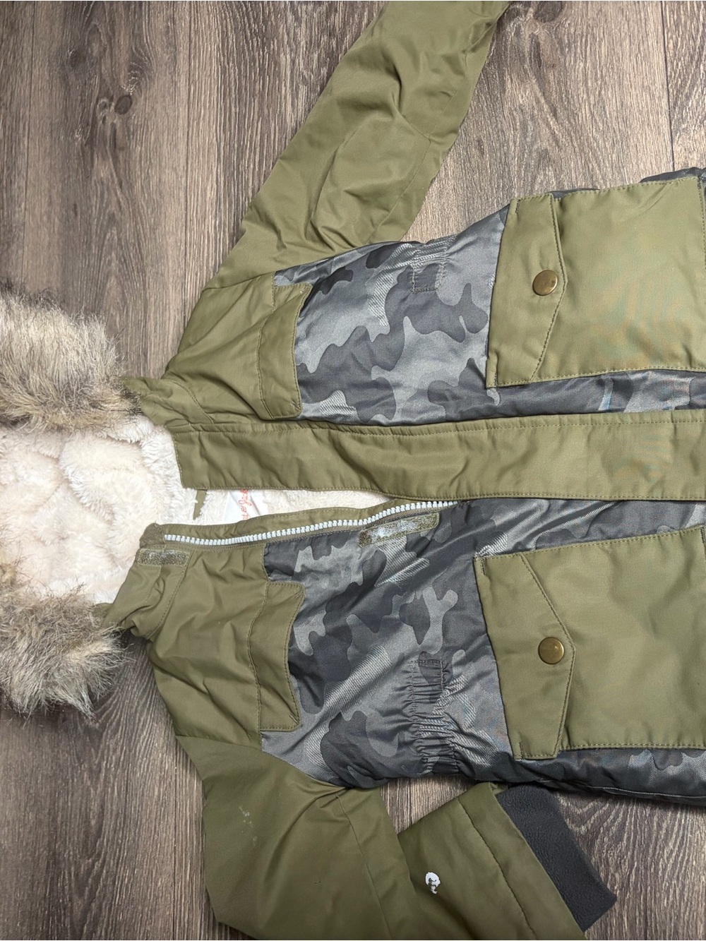 Cat & Jack Olive Green and Gray Camo Kids Puffer Coat with Faux Fur Hood